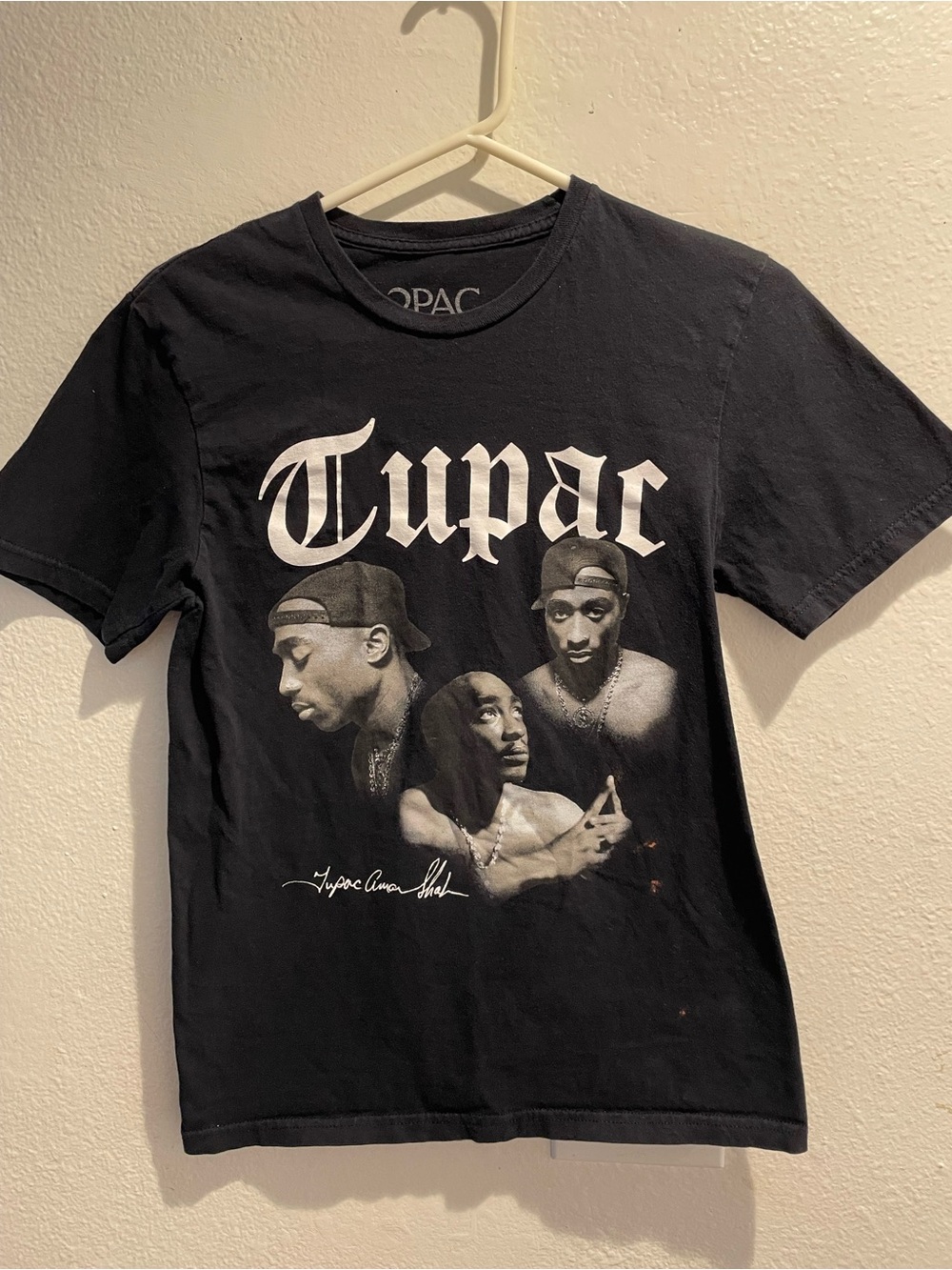 Tupac Shakur Graphic Tee Vintage Style Rap T-Shirt
